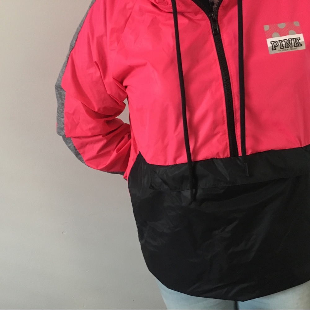 Extra small/Small Pink VictoriasSecret windbreaker